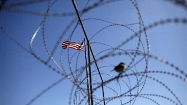 人民日报钟声：美国是多边贸易体制的最大破坏者
